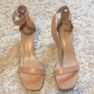 Stuart Weitzman- Blush Tripoli